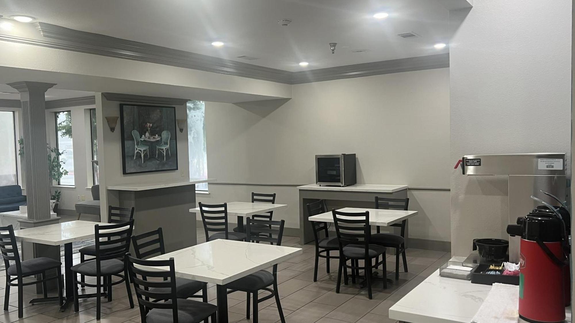 Days Inn By Wyndham Denham Springs-Baton Rouge East Dış mekan fotoğraf