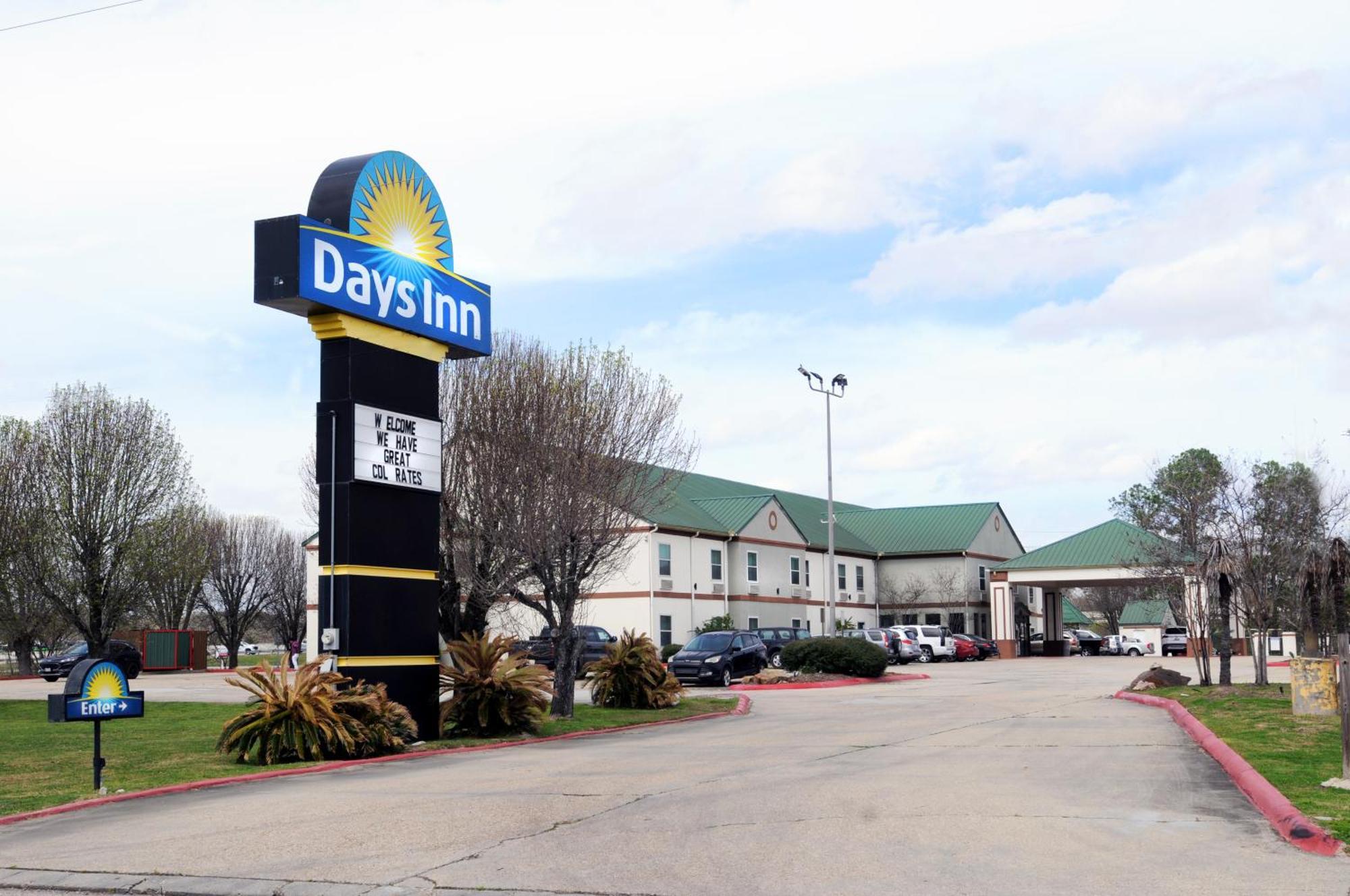 Days Inn By Wyndham Denham Springs-Baton Rouge East Dış mekan fotoğraf