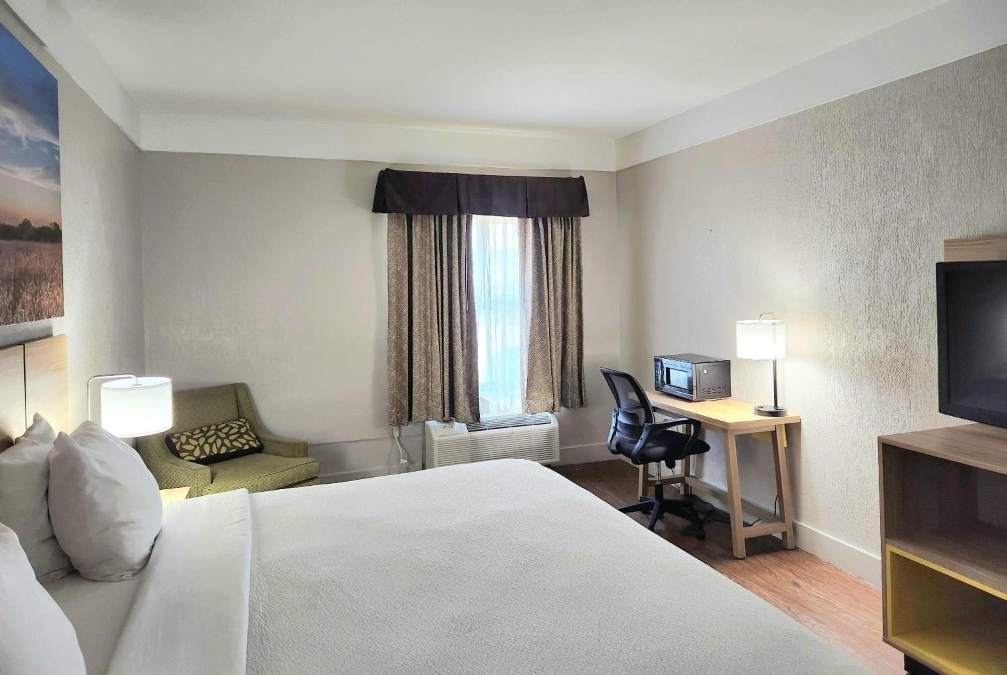 Days Inn By Wyndham Denham Springs-Baton Rouge East Dış mekan fotoğraf